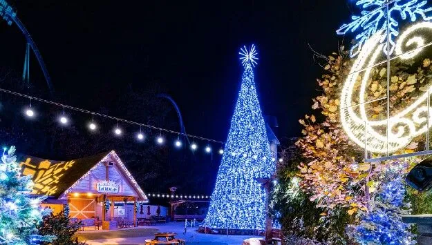 Dollywood's Smoky Mountain Christmas